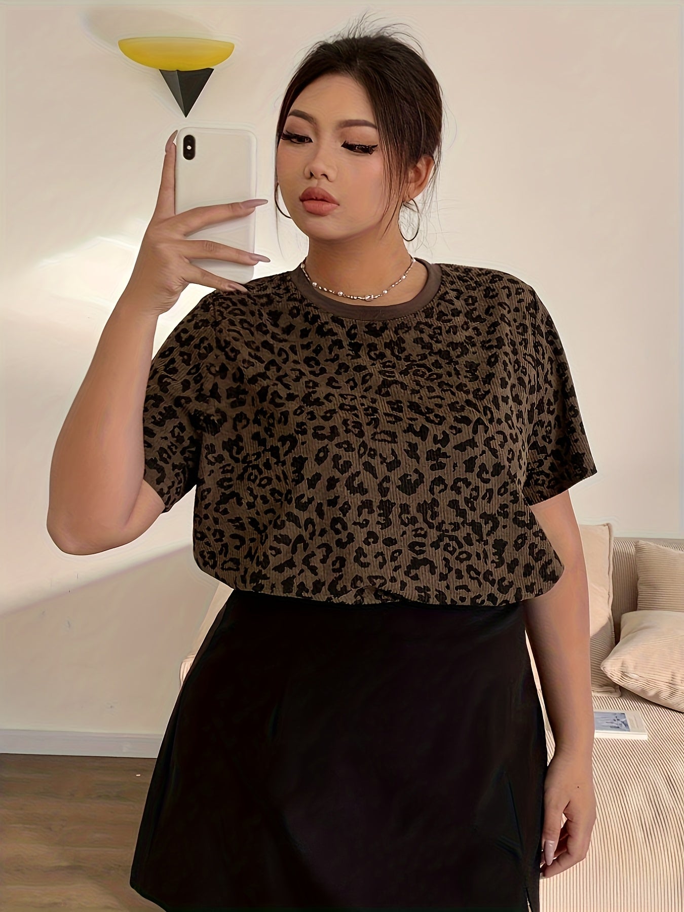 Plus Size, Women's Plus Size Elegant Brown & Black Leopard Print Short Sleeve Blouse
