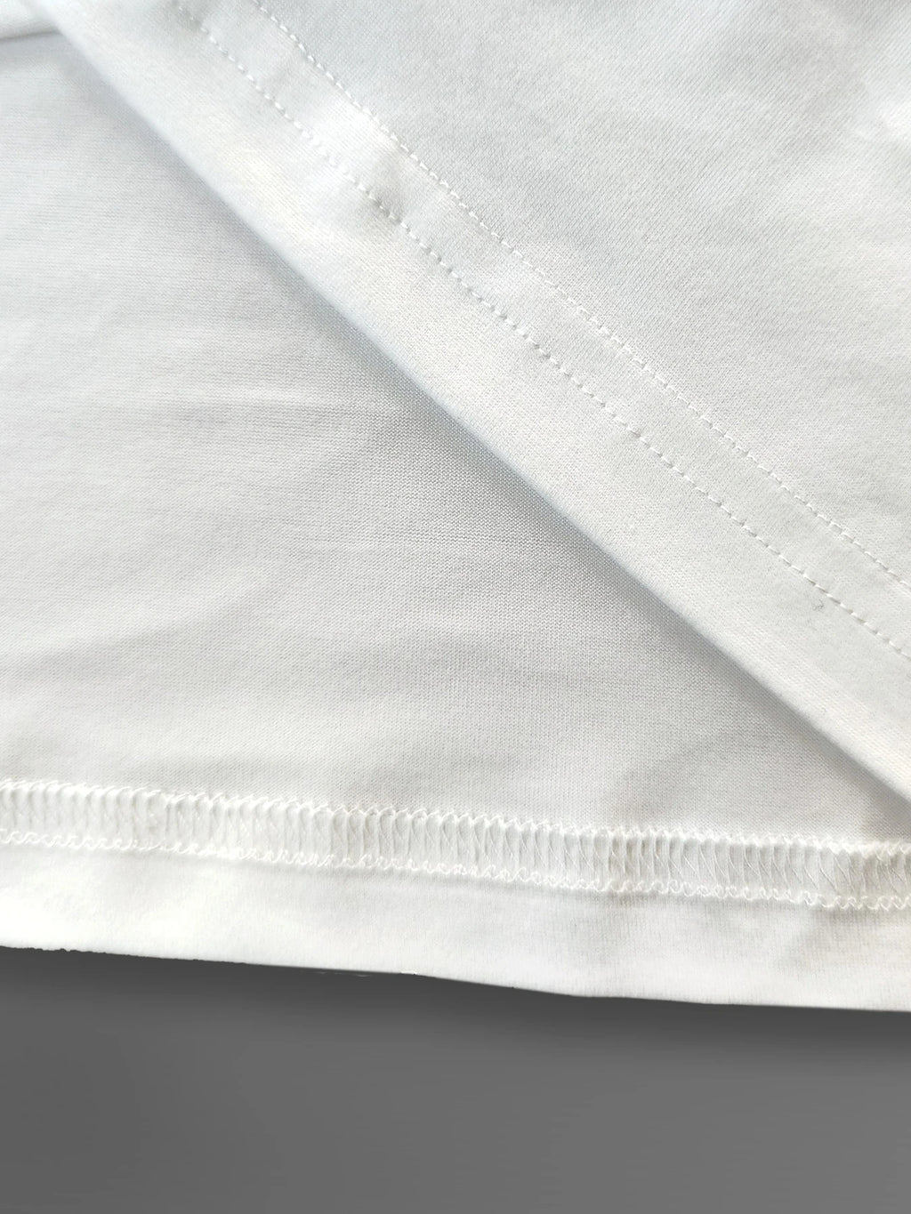 Plus size women's round neck short sleeve T-shirt