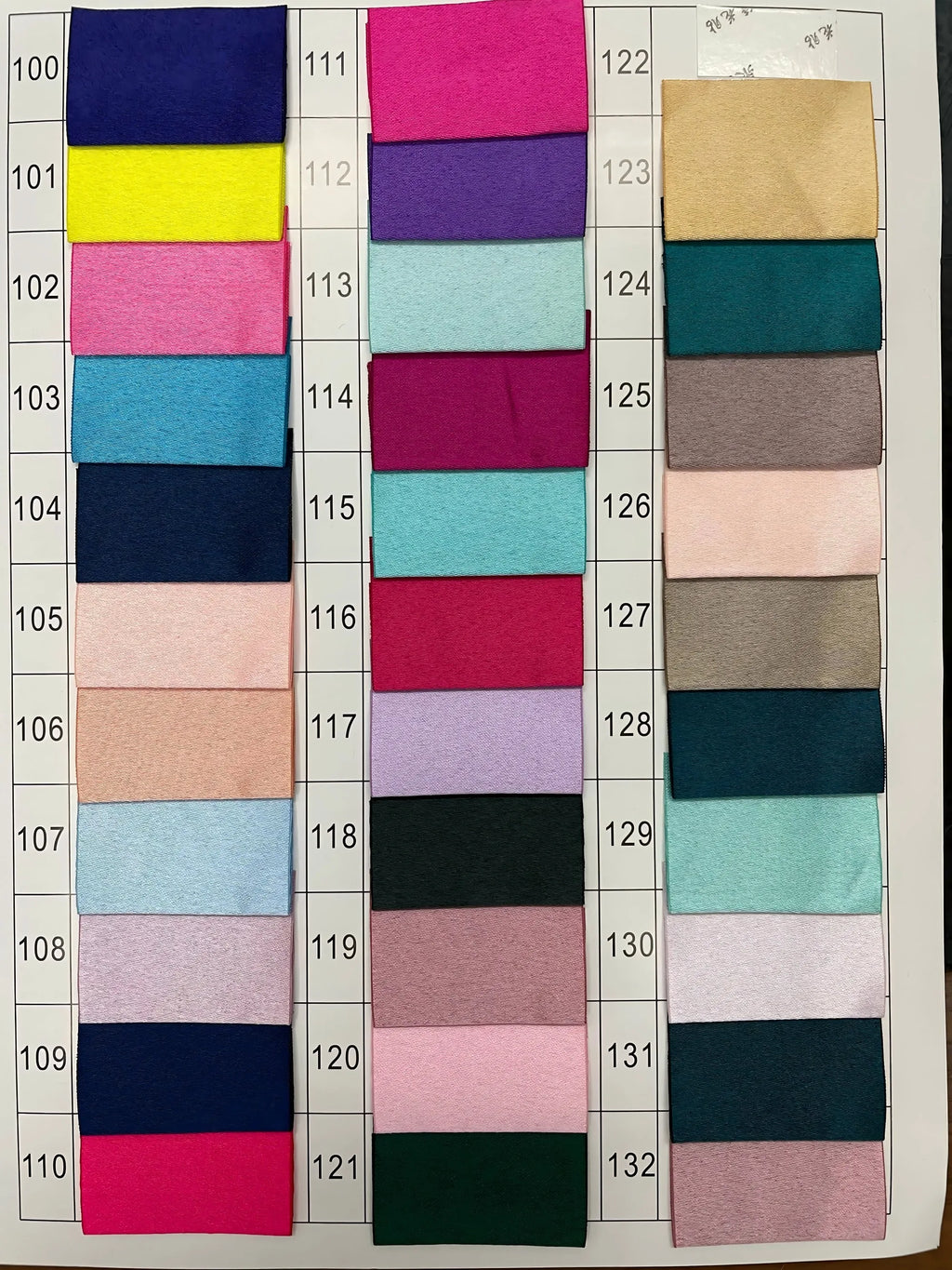 Pink Sexy Prom Dresses Sweetheart Sleeveless Hollow Prom Gown with Fishbone Satin Beadwork Split Formal Gown Customize